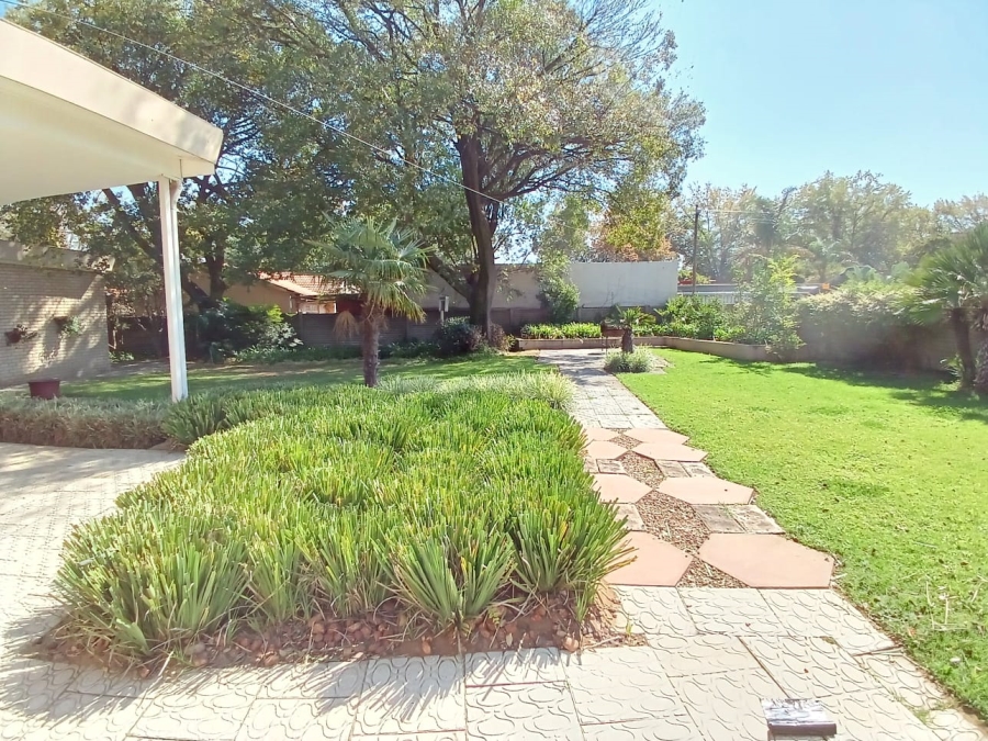 7 Bedroom Property for Sale in Sasolburg Ext 4 Free State